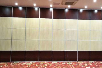 活動隔斷墻-折疊式移動屏風隔斷-讓空間更智能-秉帝辦公隔斷