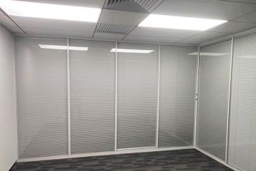 時(shí)尚與實(shí)用兼?zhèn)洌喊卓虿ＡЦ魯酁檗k公空間注入新活力