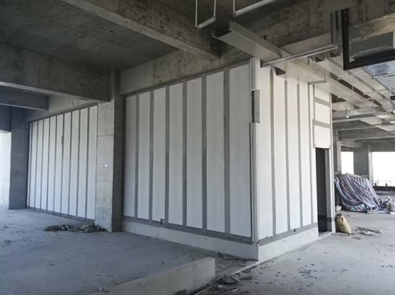 輕質(zhì)水泥風格的辦公室隔斷.jpg